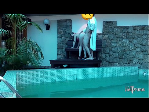 ❤️ Baas noeget faam nei it swimbad, mar koe net wjerstean in hot Seks by porno fy.justindianpornx.ru ❌❤